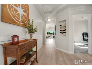 Photo #2: 933299 Listing