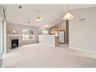 Photo #5: 933304 Listing