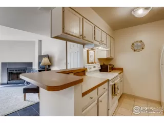 Photo #6: 933323 Listing 