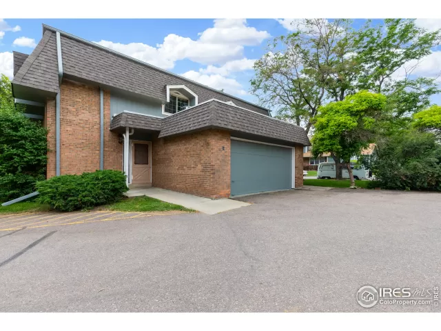 MLS: 933330 Condo For Sale