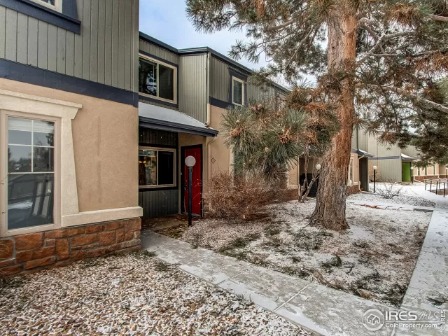 MLS: 933387 Condo For Sale