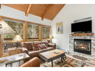 Photo #6: 933388 Listing