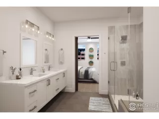Photo #5: 933441 Listing 