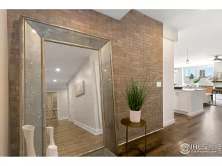 Photo #6: 933450 Listing