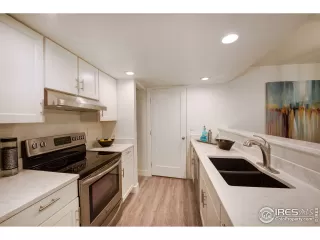 Photo #6: 933455 Listing