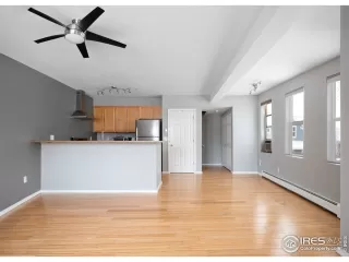 Photo #2: 933504 Listing