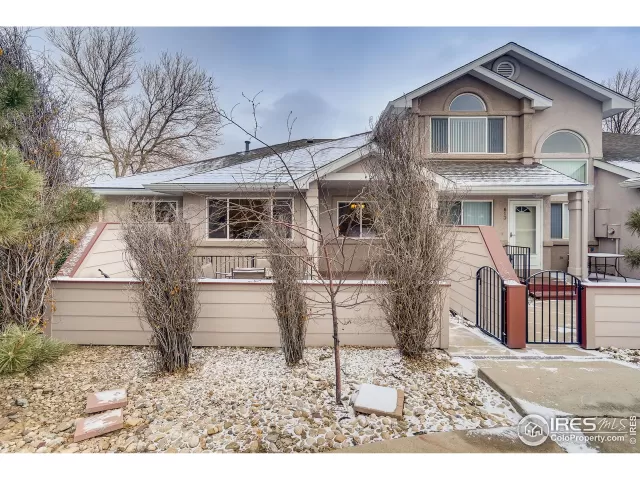 MLS: 933638 Condo For Sale