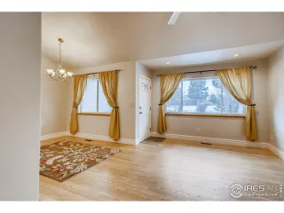 Photo #4: 933638 Listing