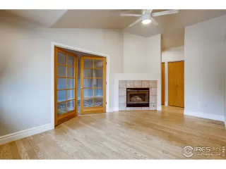 Photo #5: 933638 Listing