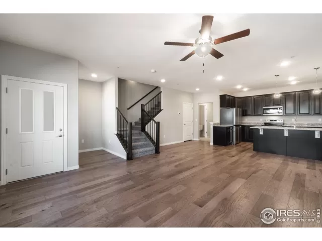 MLS: 933640 Condo For Sale