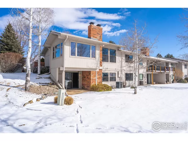 MLS: 933646 Condo For Sale