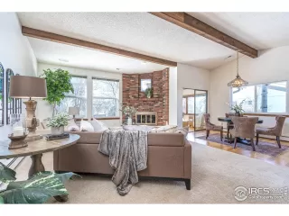 Photo #4: 933646 Listing