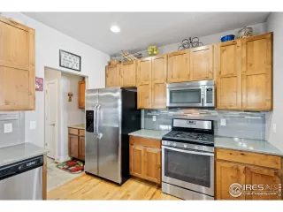 Photo #6: 933658 Listing