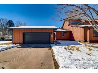 Photo #1: 933697 Listing