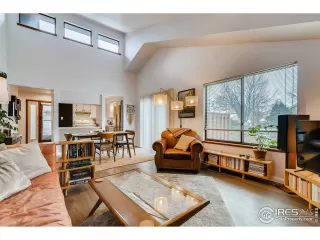 Photo #5: 933697 Listing