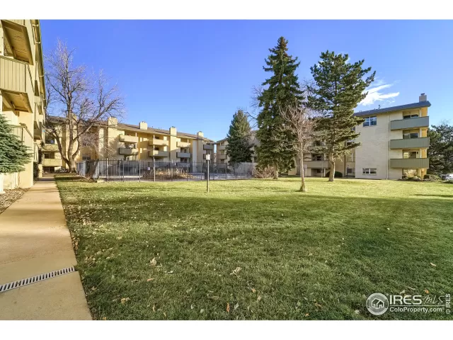 MLS: 933753 Condo For Sale