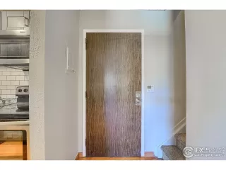 Photo #3: 933753 Listing 