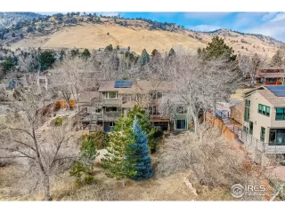 Photo #6: 933760 Listing