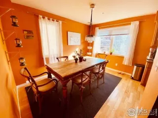 Photo #6: 933800 Listing