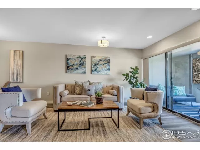 MLS: 933805 Condo For Sale