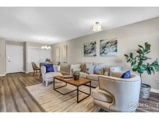 Photo #1: 933805 Listing