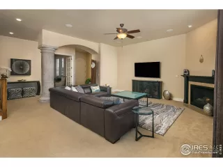 Photo #6: 933811 Listing 