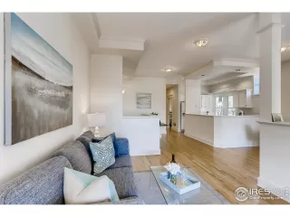Photo #4: 933816 Listing 