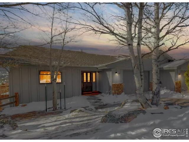 MLS: 933824 Condo For Sale