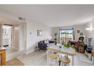 Photo #6: 9339010 Listing 