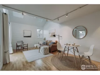 Photo #3: 933936 Listing