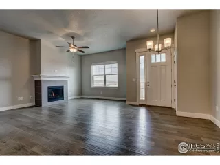 Photo #4: 933966 Listing 