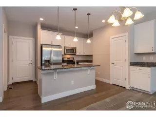 Photo #5: 934123 Listing 