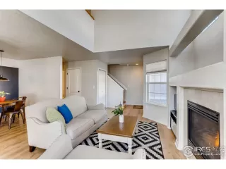 Photo #5: 934128 Listing