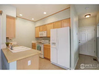 Photo #4: 934142 Listing