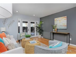 Photo #5: 934174 Listing