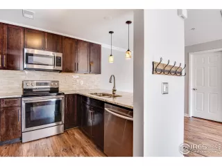 Photo #5: 934244 Listing 