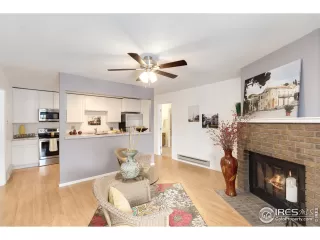 Photo #4: 934318 Listing