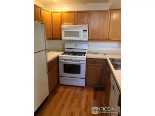 Photo #4: 934355 Listing