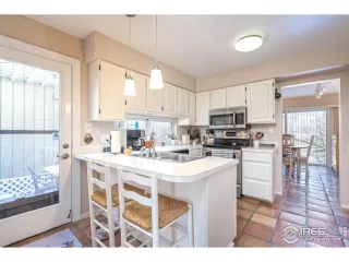 Photo #6: 934376 Listing