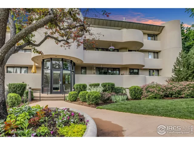 MLS: 934393 Condo For Sale