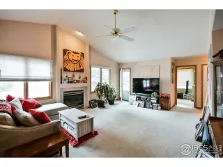 Photo #2: 934416 Listing