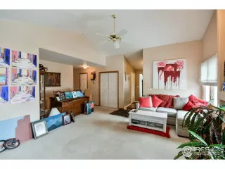 Photo #3: 934416 Listing