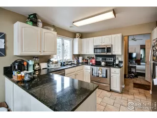 Photo #6: 934416 Listing