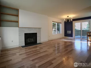 Photo #4: 934475 Listing