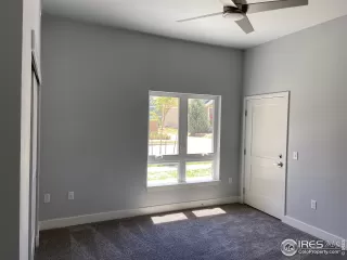 Photo #5: 934518 Listing