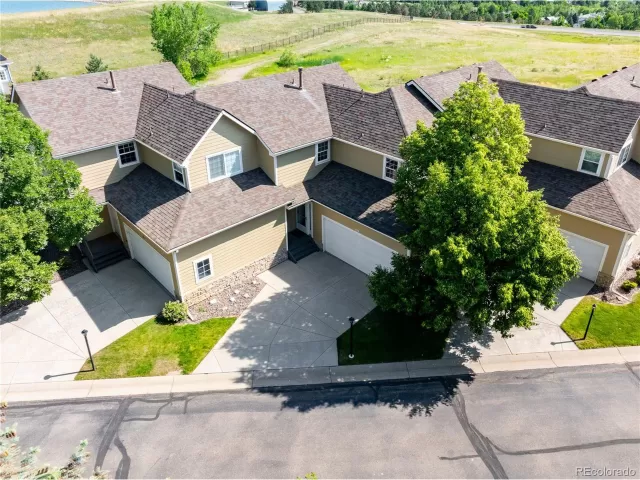 MLS: 9345459 Condo For Sale