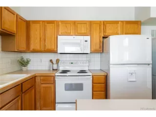 Photo #6: 9345459 Listing