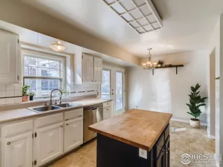 Photo #6: 934566 Listing