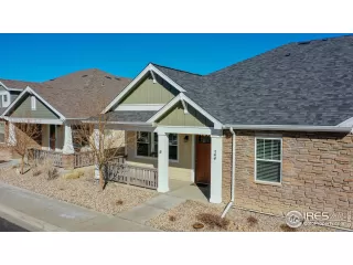 Photo #2: 934579 Listing