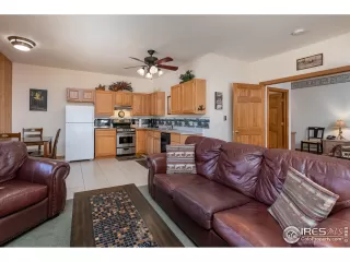 Photo #5: 934650 Listing 